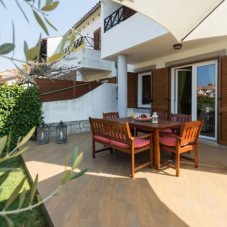 Oliva Holiday home *